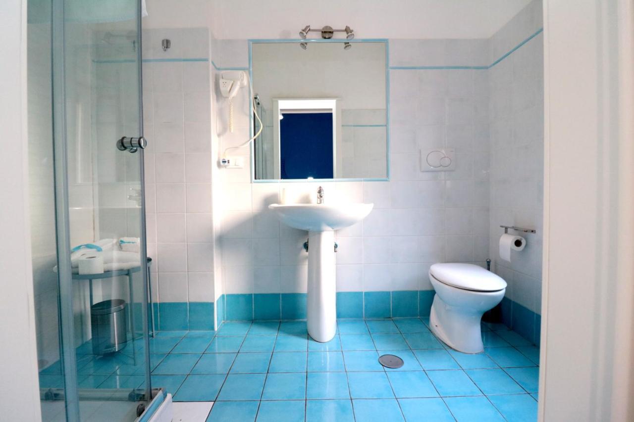 B&B I 100 Passi Gaeta Exteriör bild